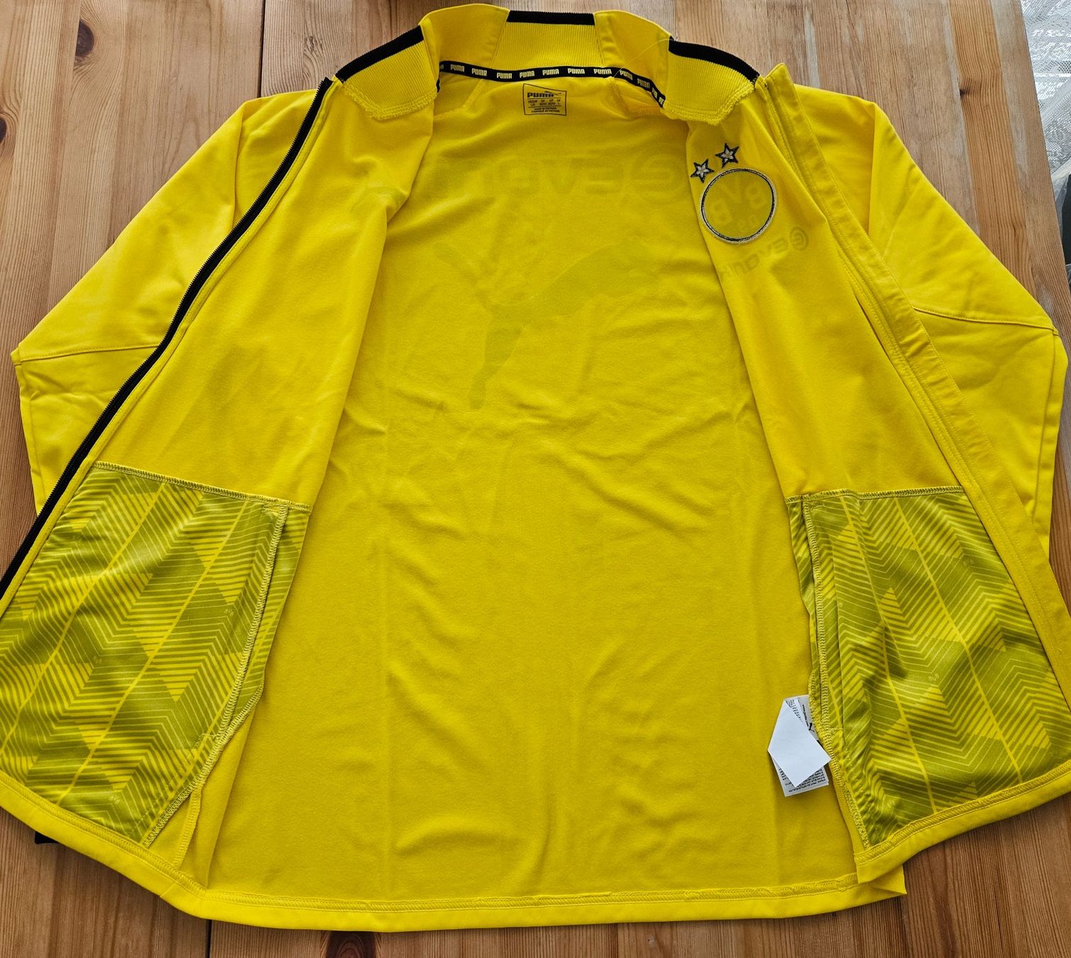 Puma Leibchen & Hosen: Borussia Dortmund Trainingsoberteil NEU Puma Grösse L BVB – Neu (gemäss Beschreibung) aus Hägglingen von United-Village-Trade 4