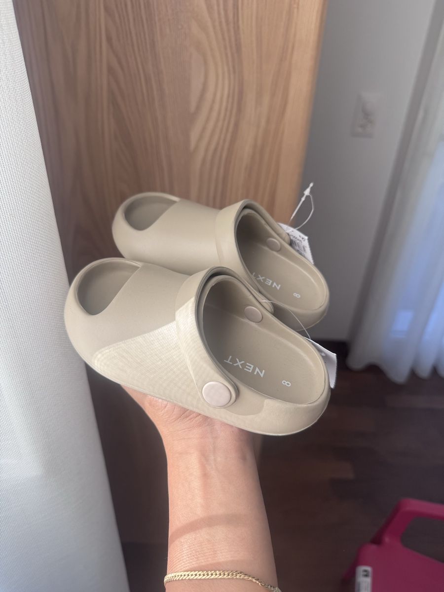 Next Schuhe für Jungen: Next Sandalen beige Grösse 25.5 neu – Neu und originalverpackt aus Luzern von raquel.m 1