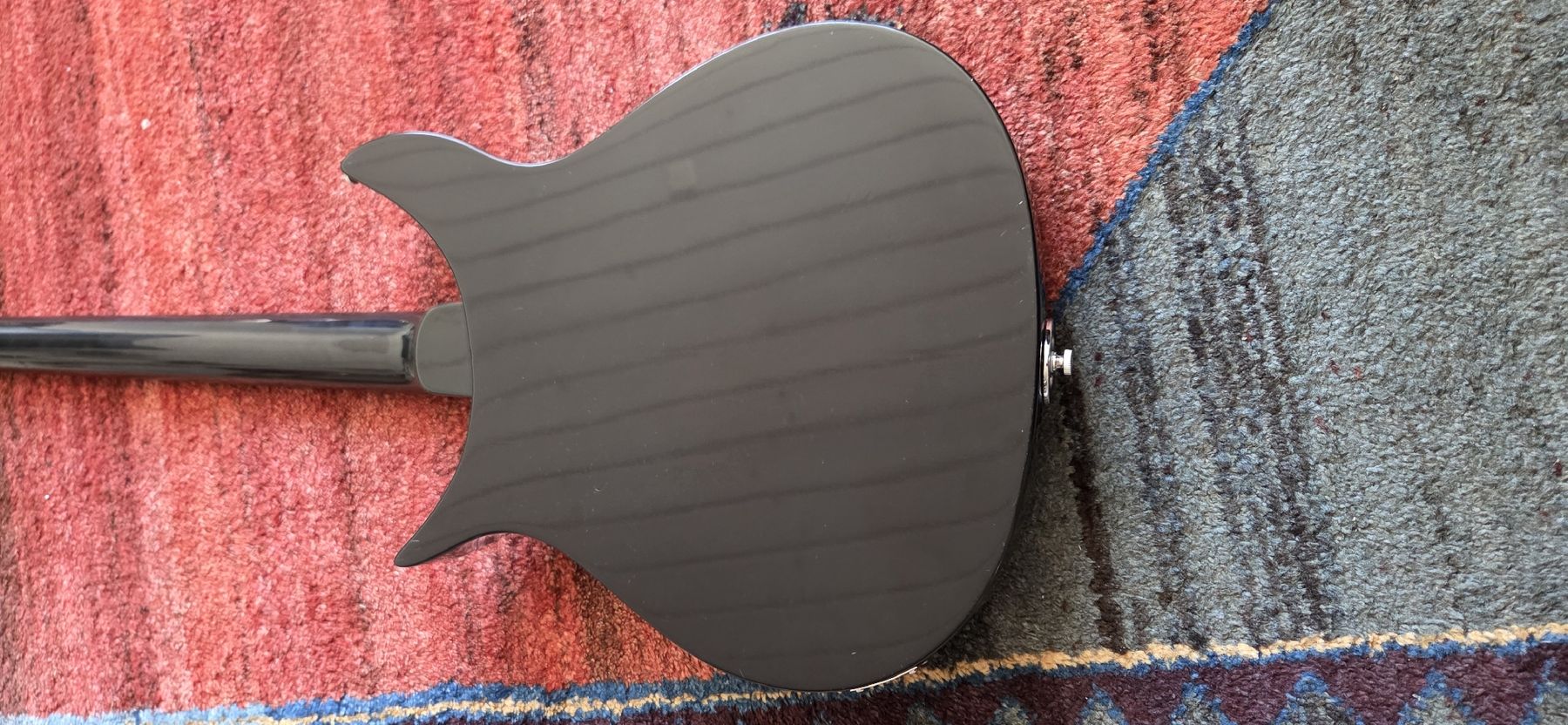Rickenbacker Strumenti musicali: Rickenbacker 350 Liverpool – Usato da Meikirch venduto da livingpie 7