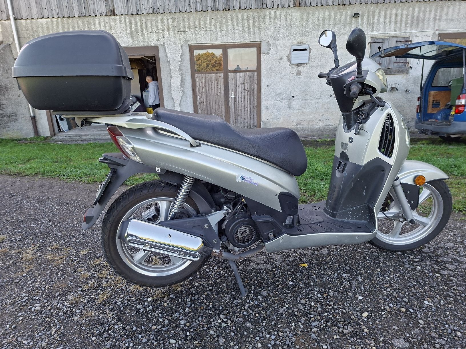 Scooter: Roller 125 – Usato da Horgen venduto da ratNski 1