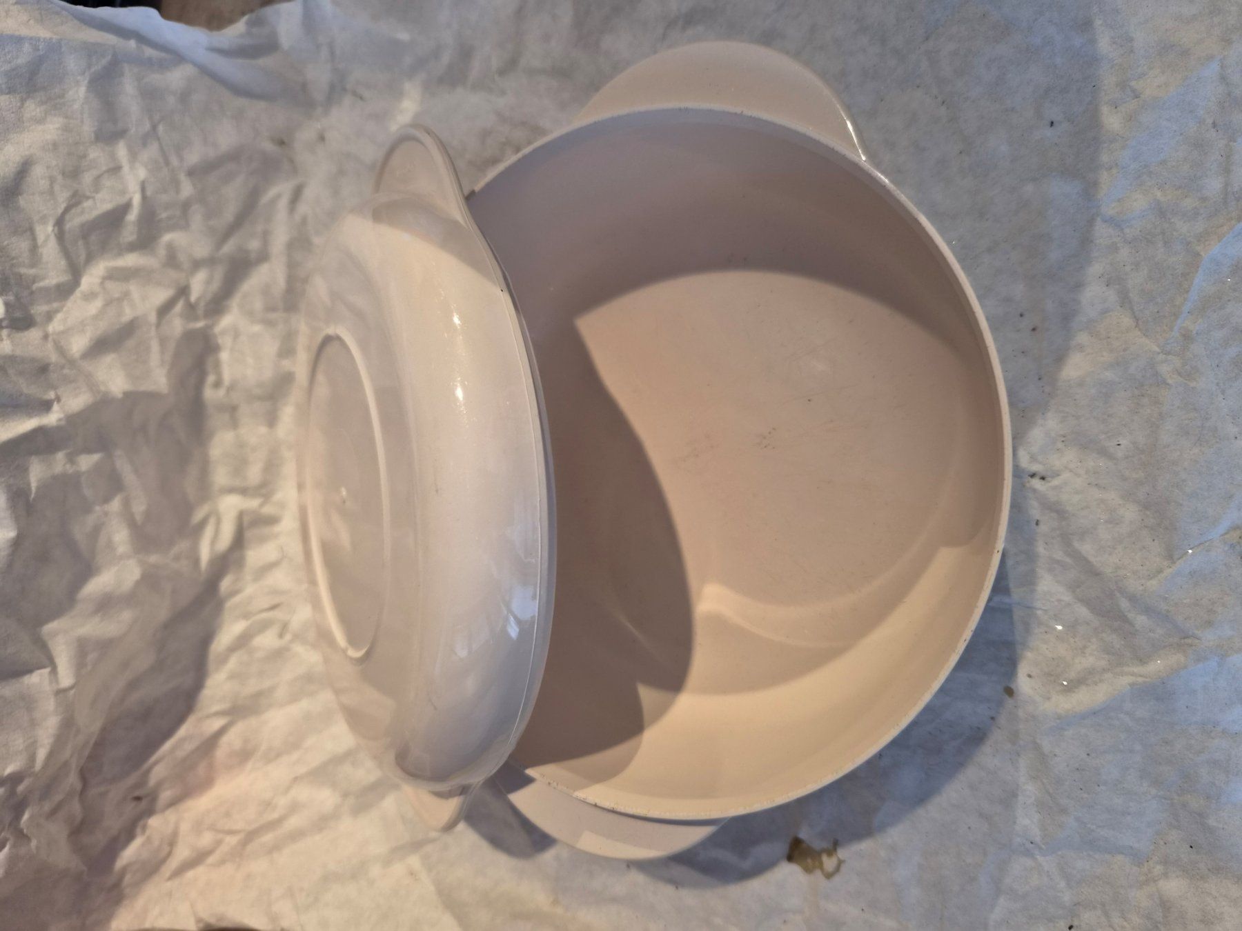 Tupperware Behälter & Ähnliches: Tupperware Geschirr mit Deckel 1 Liter – Gebraucht aus Worben von Leuchu
