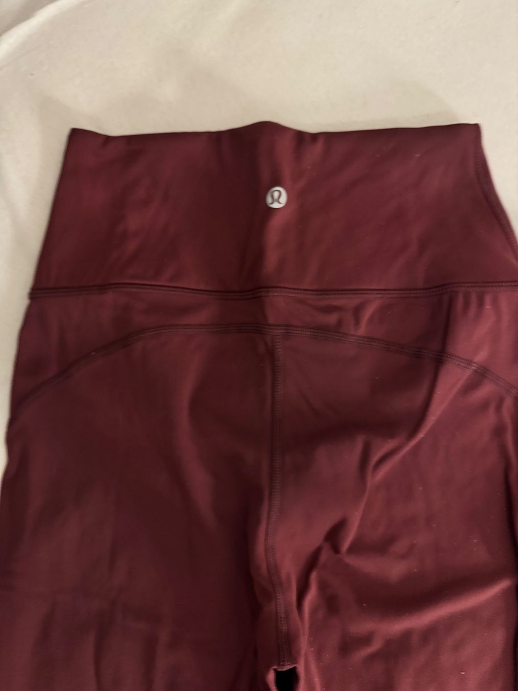 Lululemon Jacken: Lululemon Bordeaux Set 2 Teilig – Gebraucht aus Richterswil von dil_vc79 4