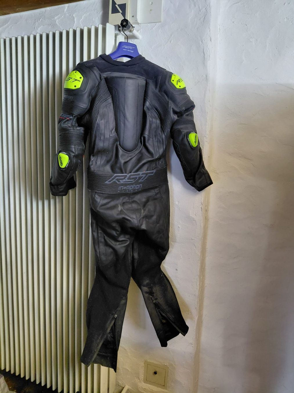 Schutz & Schoner: combinaison RST airbag – Gebraucht aus Les Genevez JU von HumairForest 1