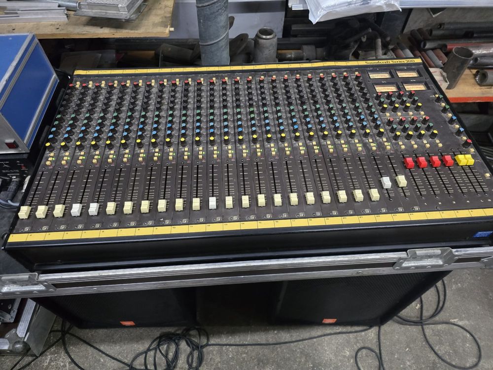 Soundcraft Series 200 24 Kanal (Gebraucht) in Ossingen für CHF 100 ...
