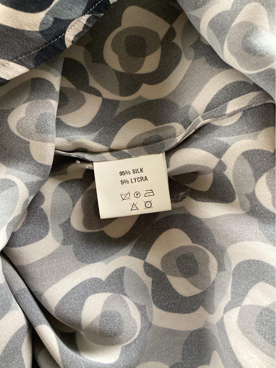 Blusen: Bruno Manetti, Seidenbluse, Gr. 44 it. – Gebraucht aus Salenstein von Esprit57 5