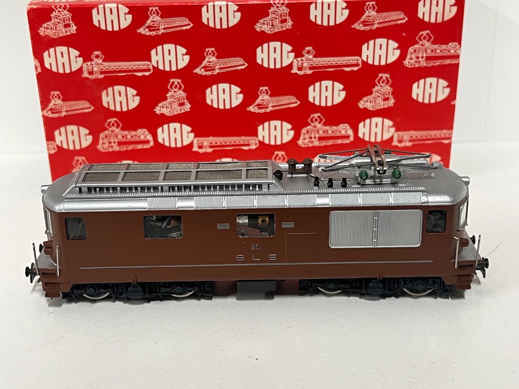 Hag Modellini di ferrovie: Hag Nr.180 Re 4/4 BLS AC Analog – Usato da Geroldswil venduto da TopTrain54