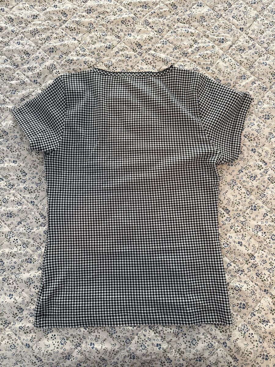 T-shirt: Dôen T-Shirt – Nuovo (secondo la descrizione) da Aarau Rohr venduto da ash_m7hq 1