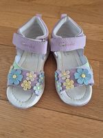 Süsse Mädchensandalen Gr. 23
