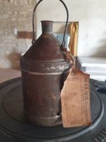 Pot bidon ancien à huile avec son étiquette d'origine