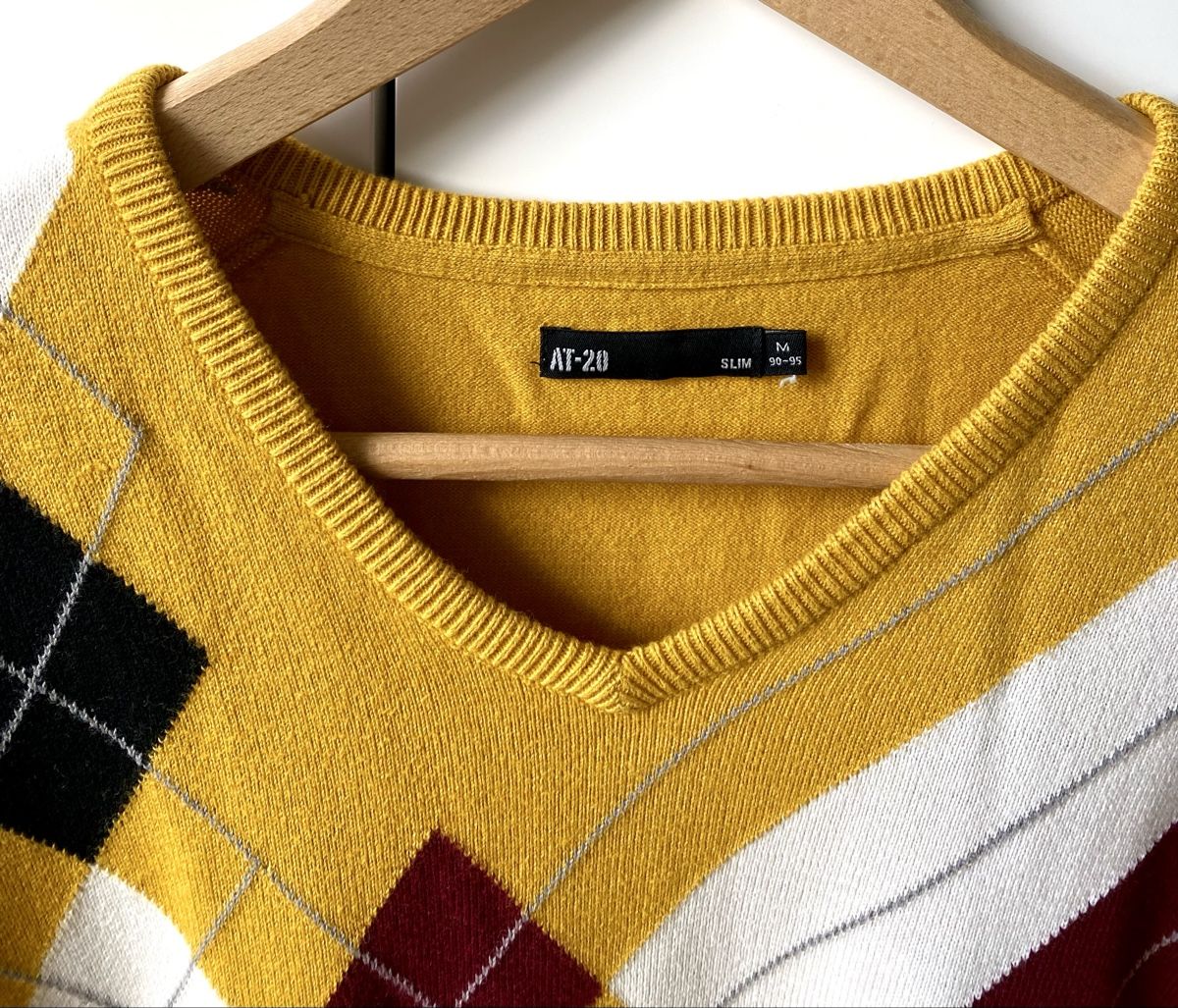 Maglioni & Felpe: Pullover Baumwolle Grösse S – Usato da Basel venduto da phidelitas 5
