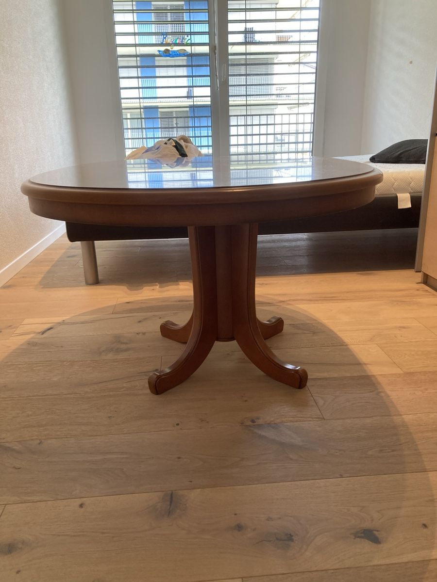 Tavoli: Wunderschöner ovaler Kirschbaumtisch, Top Zustand – Usato da Zürich venduto da Noki__ 7