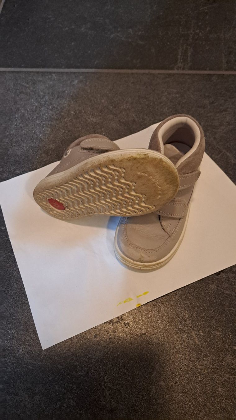 Elefanten Scarpe per ragazzi: Elefanten Lederschuhe Gr. 24, in grau – Usato da Niedergampel venduto da Picas2ndHand 1