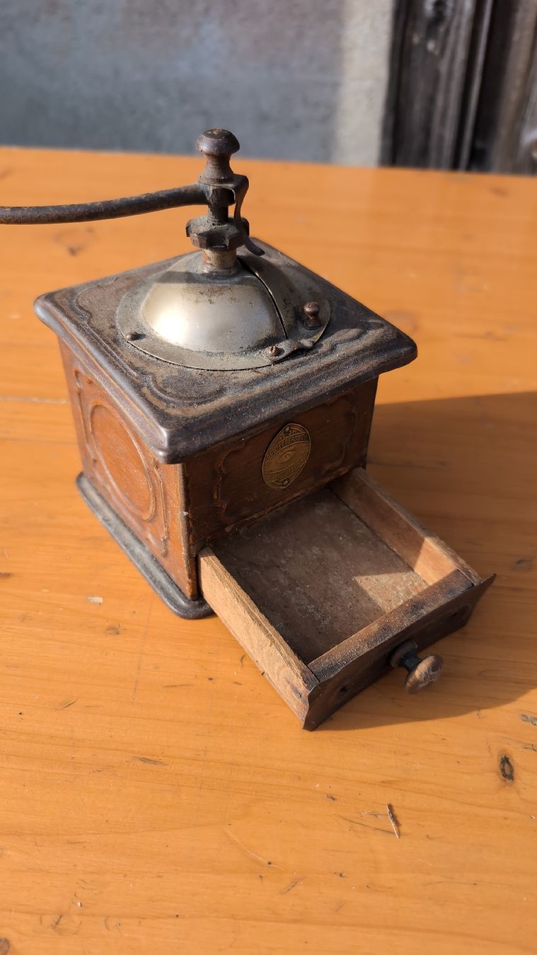 Elettrodomestici da cucina: Vintage Kaffeemühle "Goldenberg & Co." – Usato da Rorschach venduto da Obi-Wan85 2