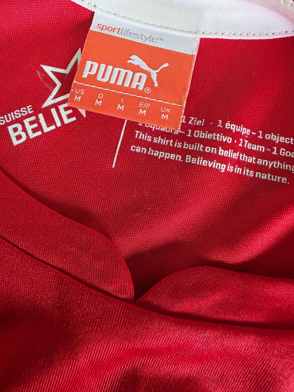 Puma Maillots de corps & Pantalons: SCHWEIZ NATI 2014 TRIKOT M – D'occasion à Lüchingen par Jersey_Time 2