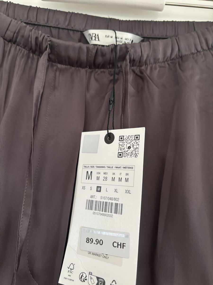 Zara Pantaloni: Zara pantalon taille M neuf soie – Nuovo e nell'imballaggio originale da Brügg BE venduto da rah_mqh8 2