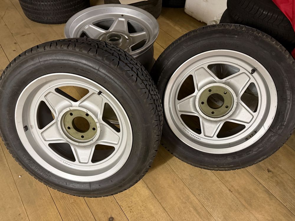 FERRARI 512BB SET OF ORIGINAL FRONT + REAR WHEELS 180TR415/2 (Gebraucht ...