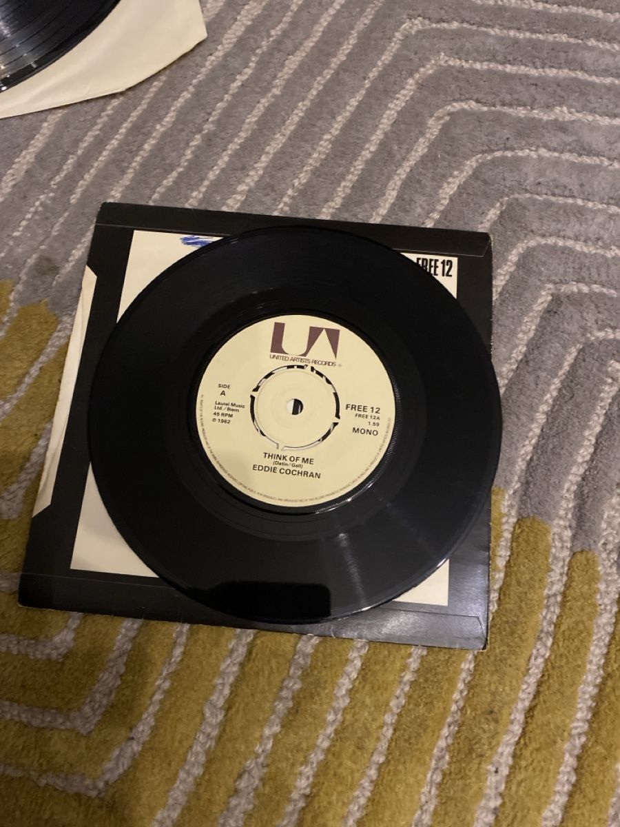 Dischi in vinile: Eddie Cochran Singles Album  – Usato da Zürich venduto da alt-eisen 6