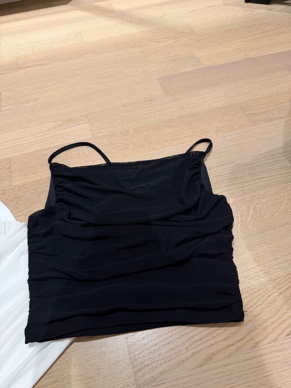 Shein Tops: Lots de 2 tops – Neu (gemäss Beschreibung) aus La Chaux-de-Fonds von 19_po 2