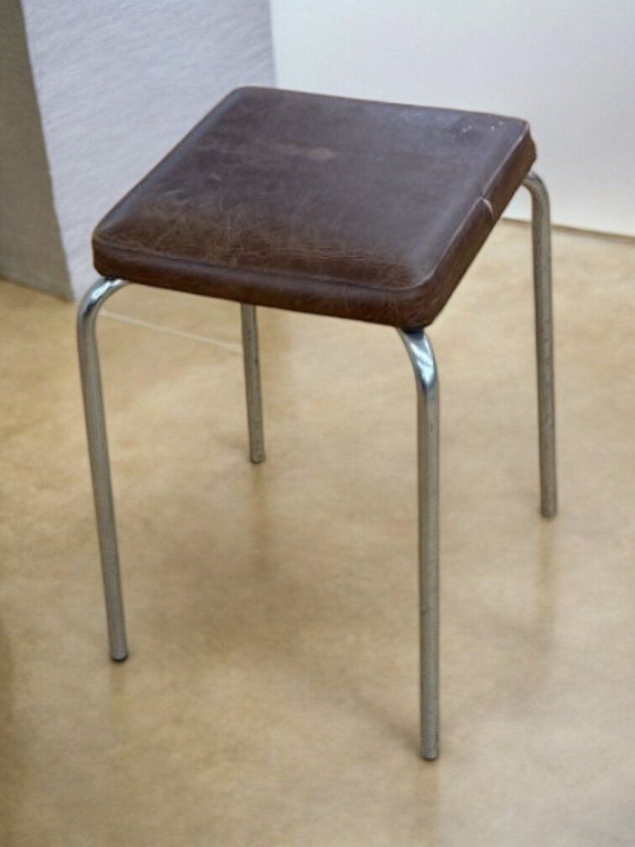 Sgabelli: Vintage Hocker / Sitzhocker mit braunem Kunstlederbezug – Usato da Murgenthal venduto da casatualiq