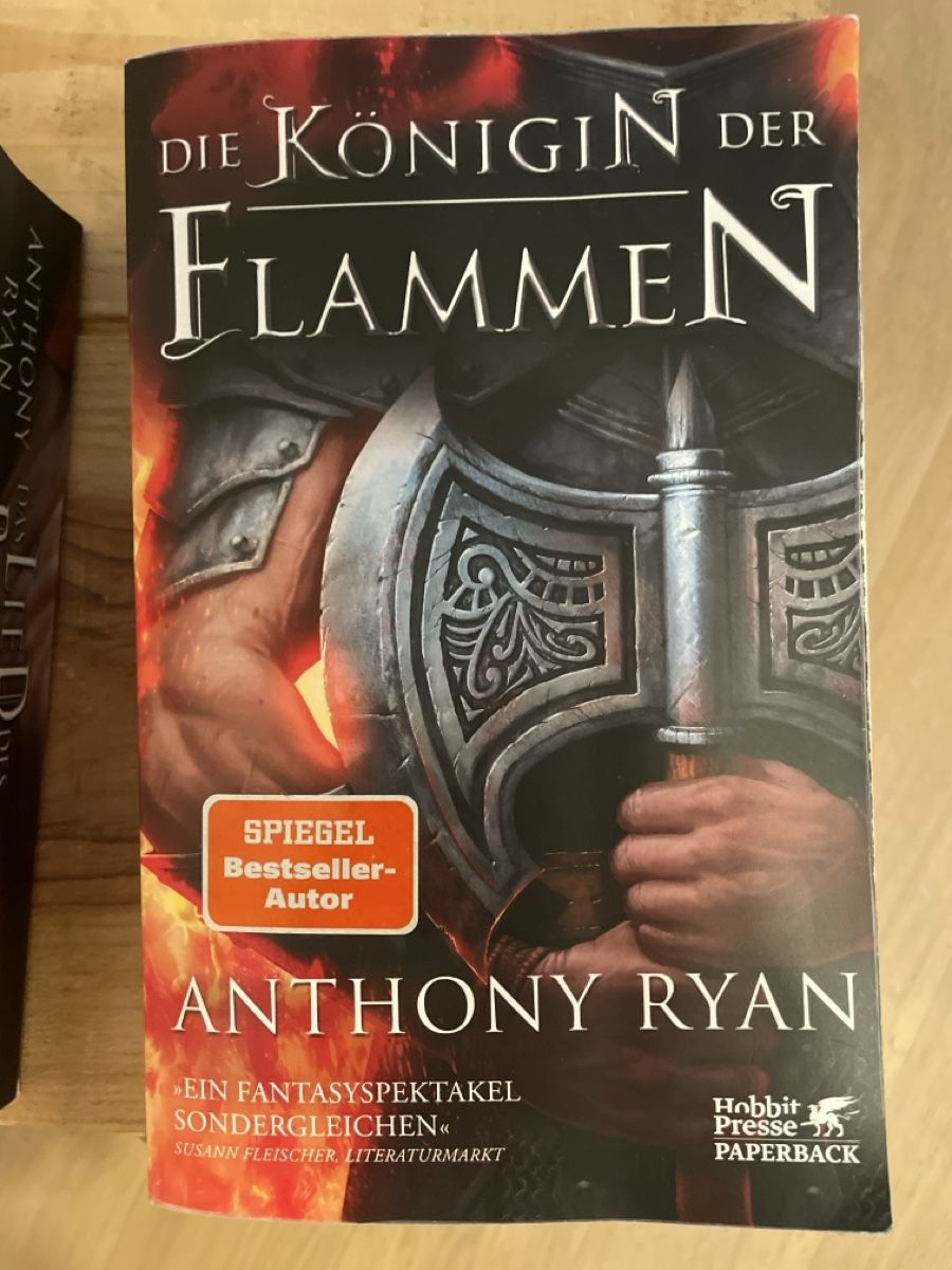Bücher: Anthony Ryan Rabenschatten Trilogie 3 Bücher gebraucht – Gebraucht aus Frauenfeld von Gabriela-Maria 5