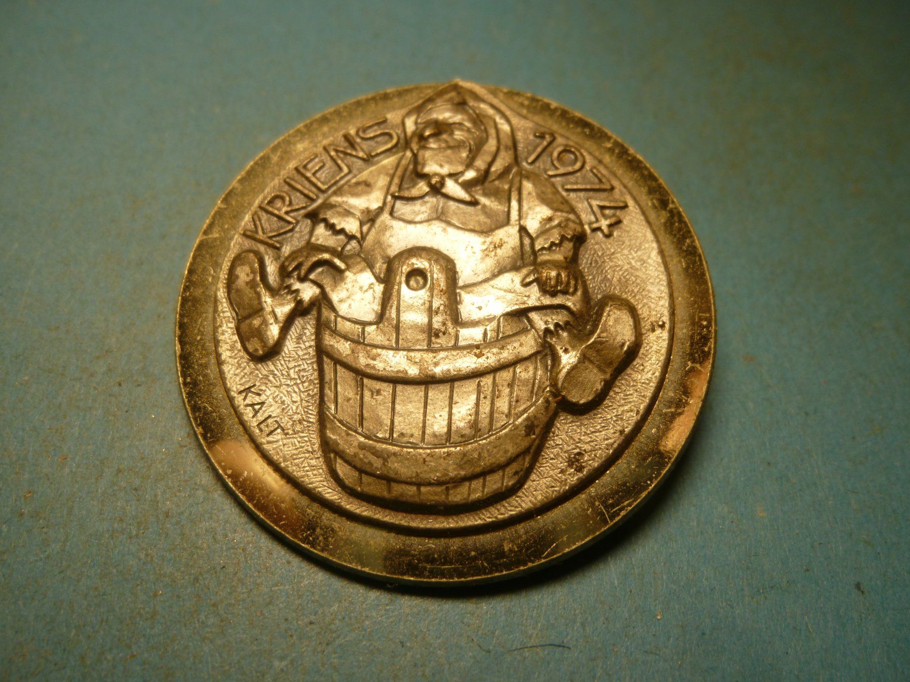 Plaquettes & Badges: KRIENS 1974 SILBER – D'occasion à Ried (Muotathal) par Mandarin02