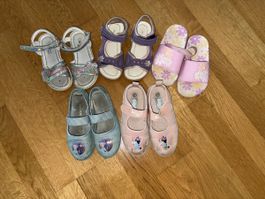 Mädchen Schuhe Paket, Grösse 25-27, Sommer Sandalen und Haus