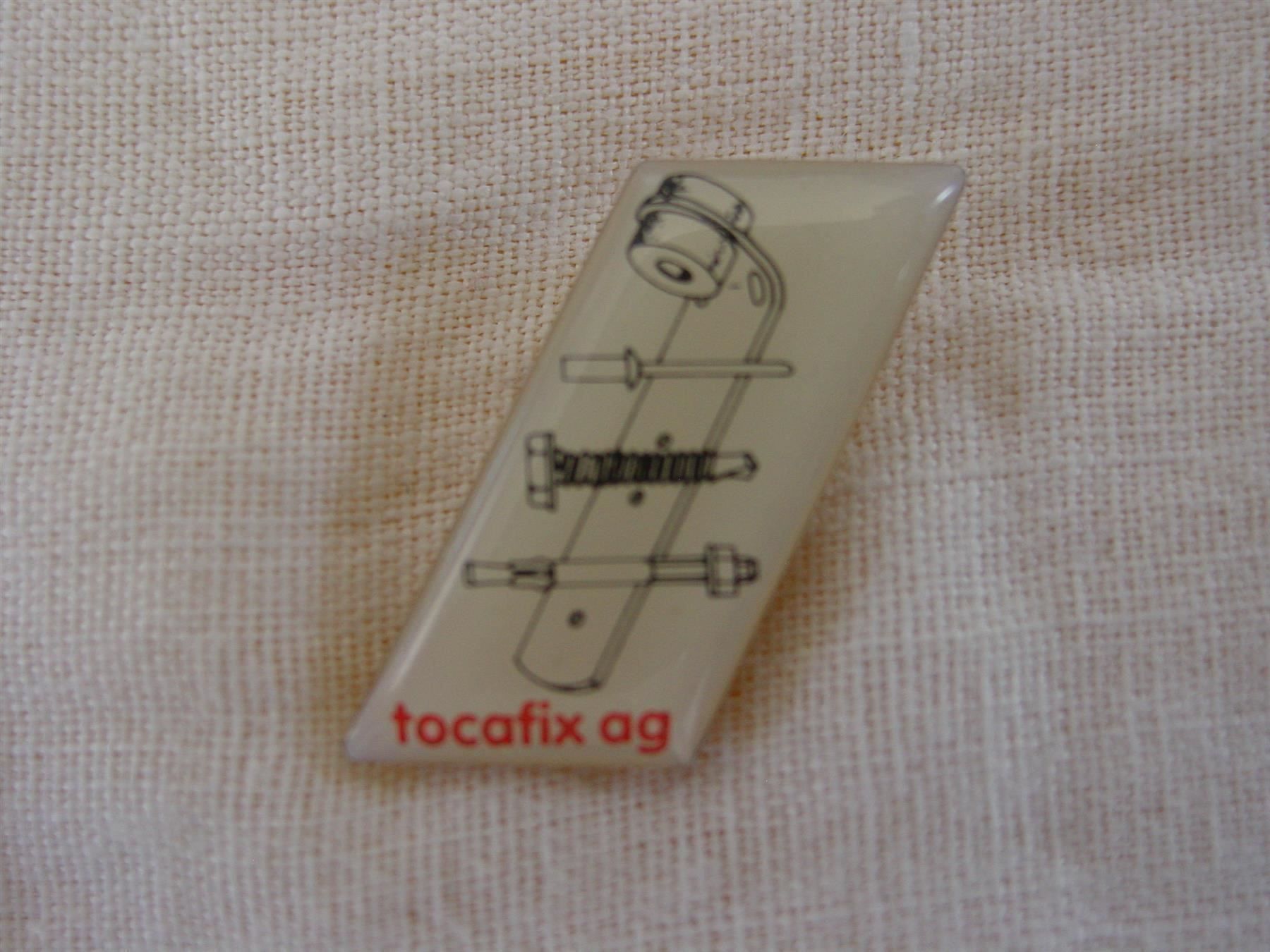 Placchette & Badge: Pin Tocafix AG – Nuovo (secondo la descrizione) da Rothrist venduto da heinrich1966