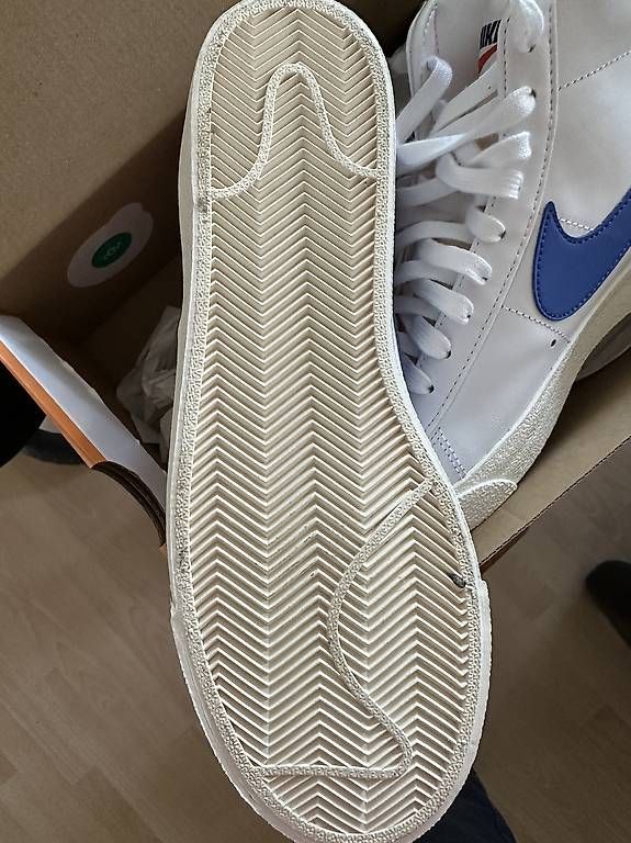 Nike Herrenschuhe: Nike Blazer Mid 77 Vintage Gr 41 NEU – Gebraucht aus Unterägeri von Buket73 2