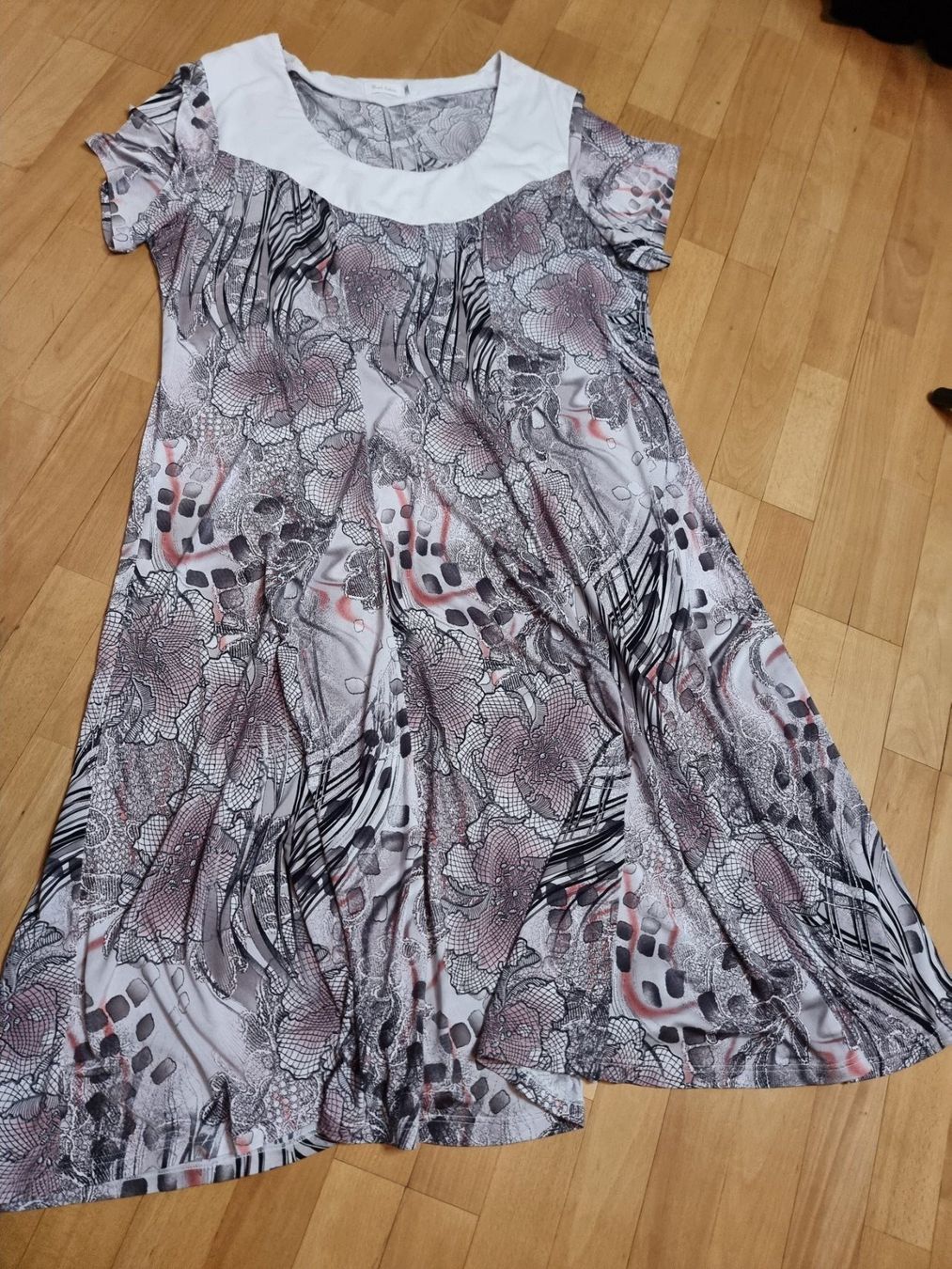 Kleider: 🌺Kleid Größe 3XL🌺 – Gebraucht aus Wald ZH von CapLux 1