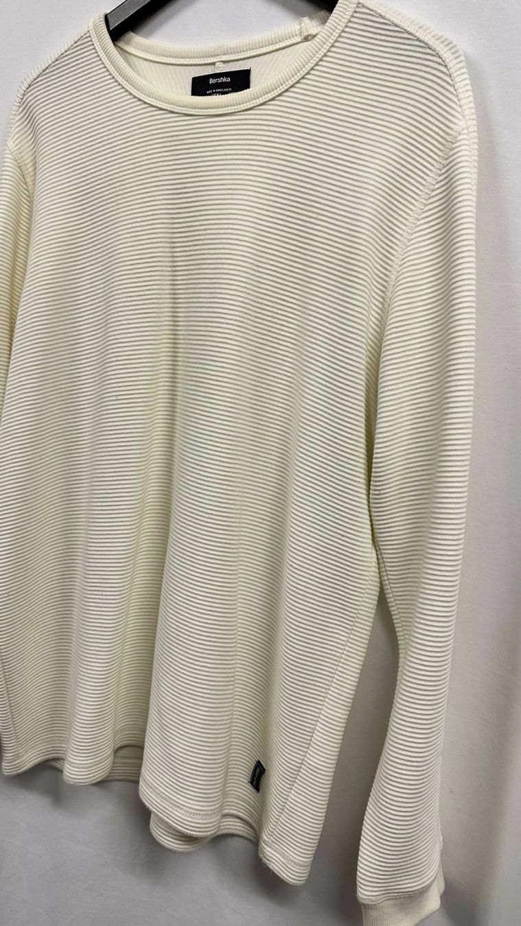 Maglioni & Felpe: Sweatshirt Pullover Boho Style Bohemian creme weiss Gr. M /L – Usato da Sarmenstorf venduto da taosun1