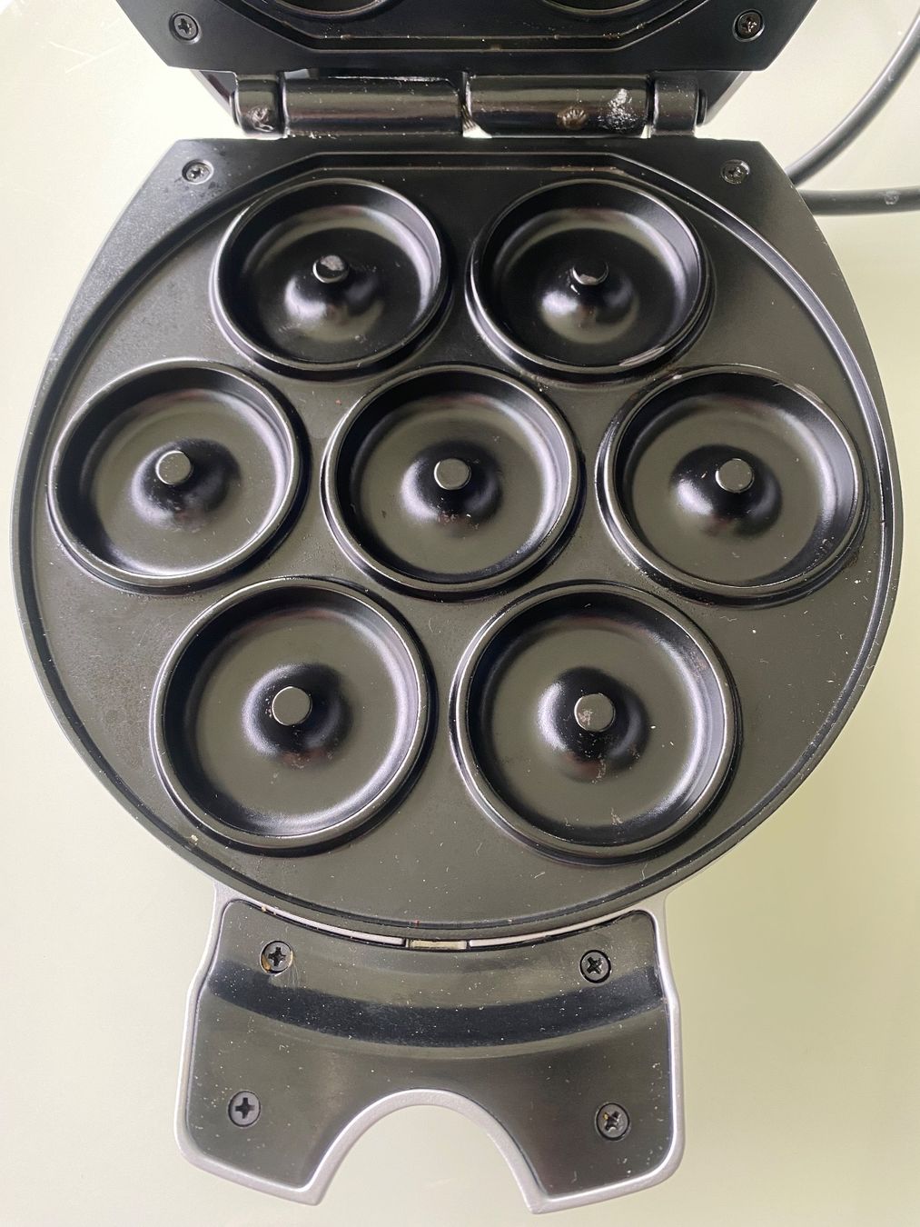 Tchibo Elettrodomestici da cucina: Donut Maker für 7 Mini-Donuts TCM – Usato da Lachen SZ venduto da JLO-Creations 2