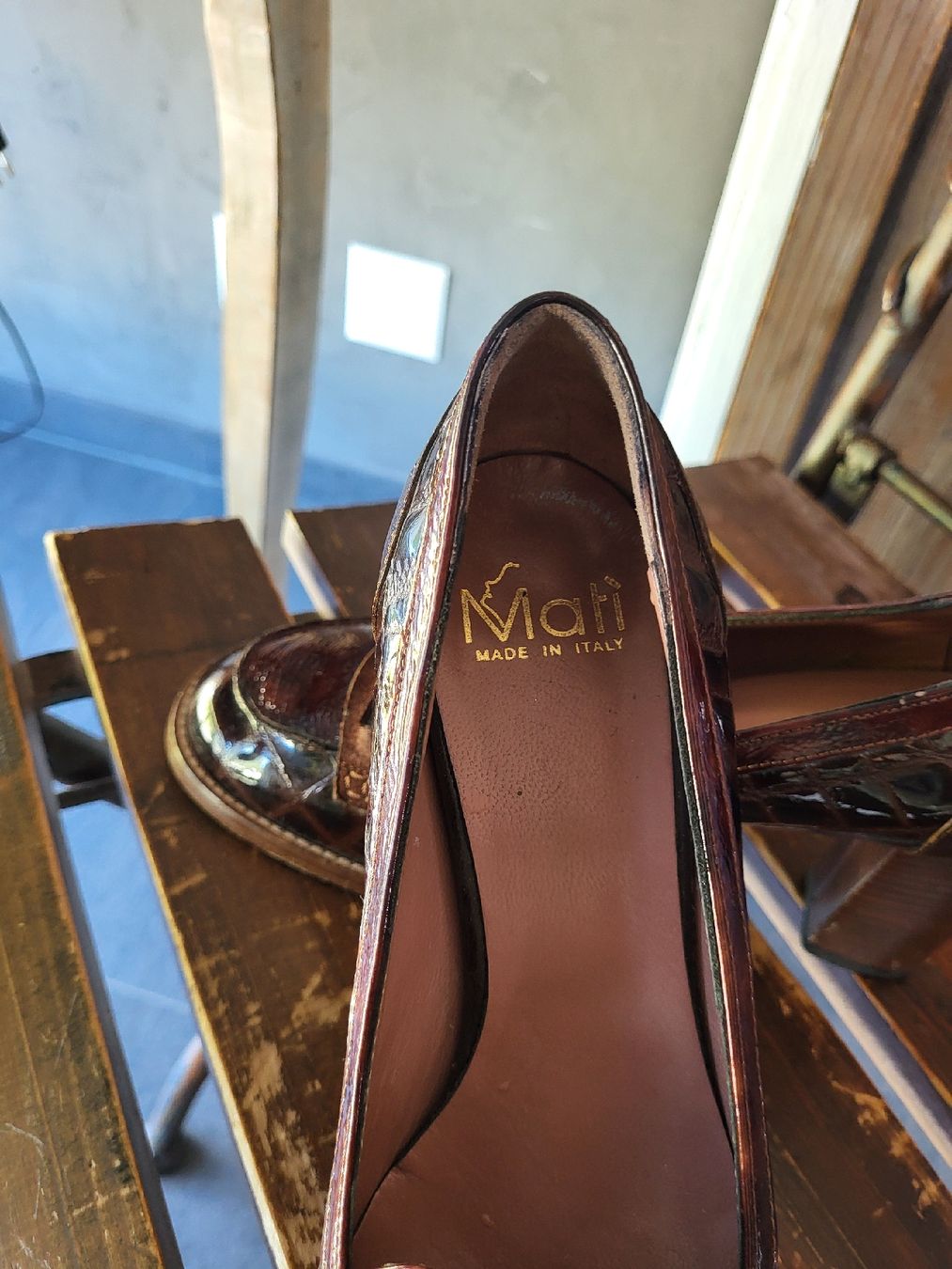 Scarpe da donna: chaussure en cuir et crocodile "Matì" – Usato da Aproz (Nendaz) venduto da mar_zxm9 2