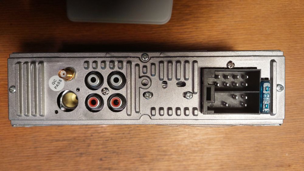 Radios: DAB/FM/AM Autoradio DIN1 Format mit USB- und SD-Slot – D'occasion à Gersau par jonen01 1