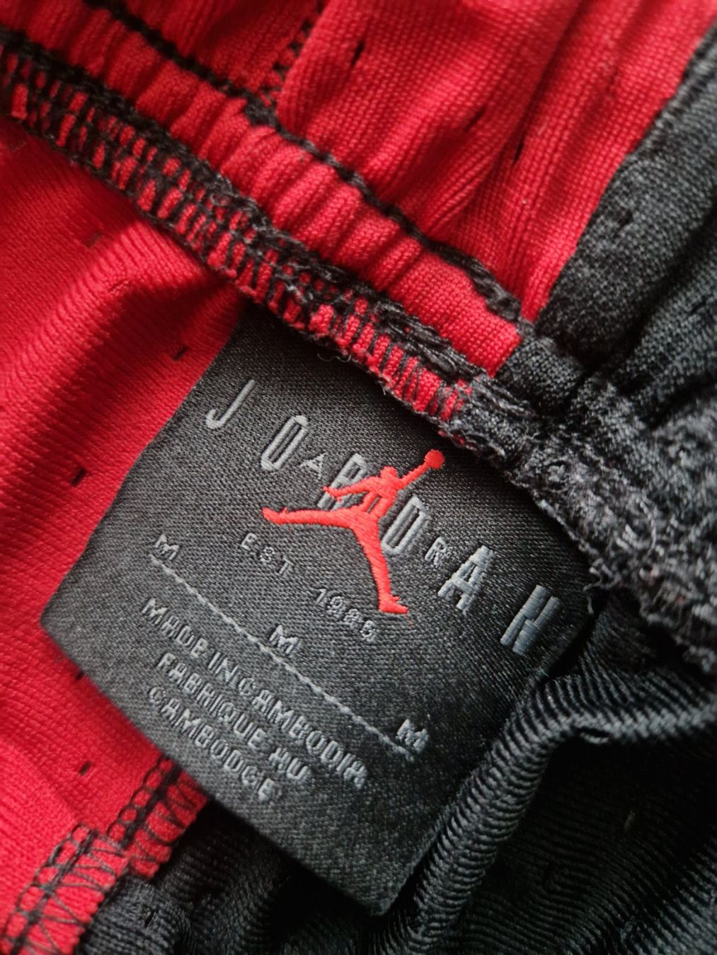 Jordan Pantaloni: JORDAN Basketball Short gr.M – Usato da Mezzovico venduto da maemy 1