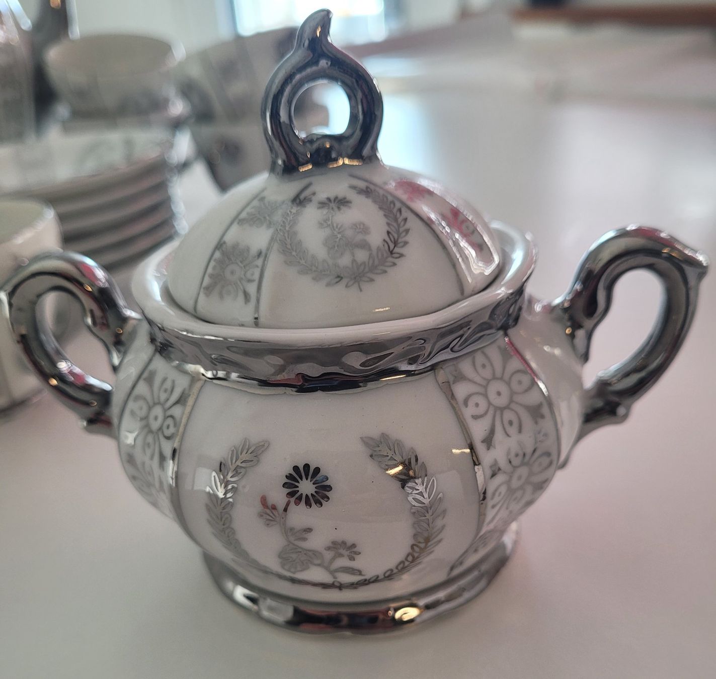 Geschirrsets: Tee- /Kaffee-Service – Gebraucht aus Niederdorf von Daivlis 1