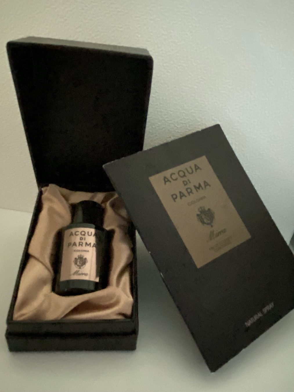 Acqua di parma Profumi & Eau de Toilette: Miniatures Acqua di Parma – Nuovo e nell'imballaggio originale da Bouveret venduto da wes_7zll