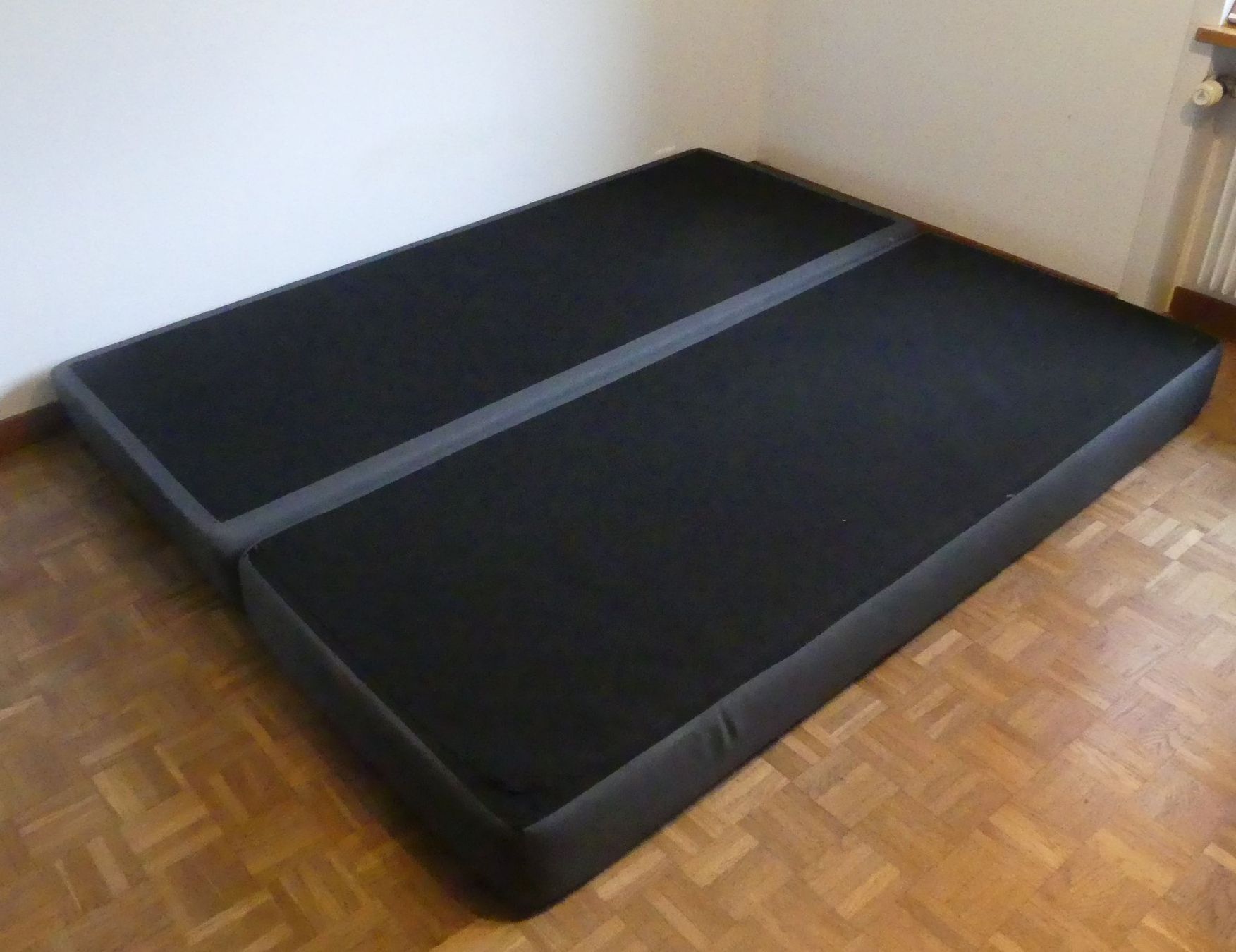 Sofas: Bettsofa dunkelgrau – D'occasion à Kehrsatz par Heikas 1