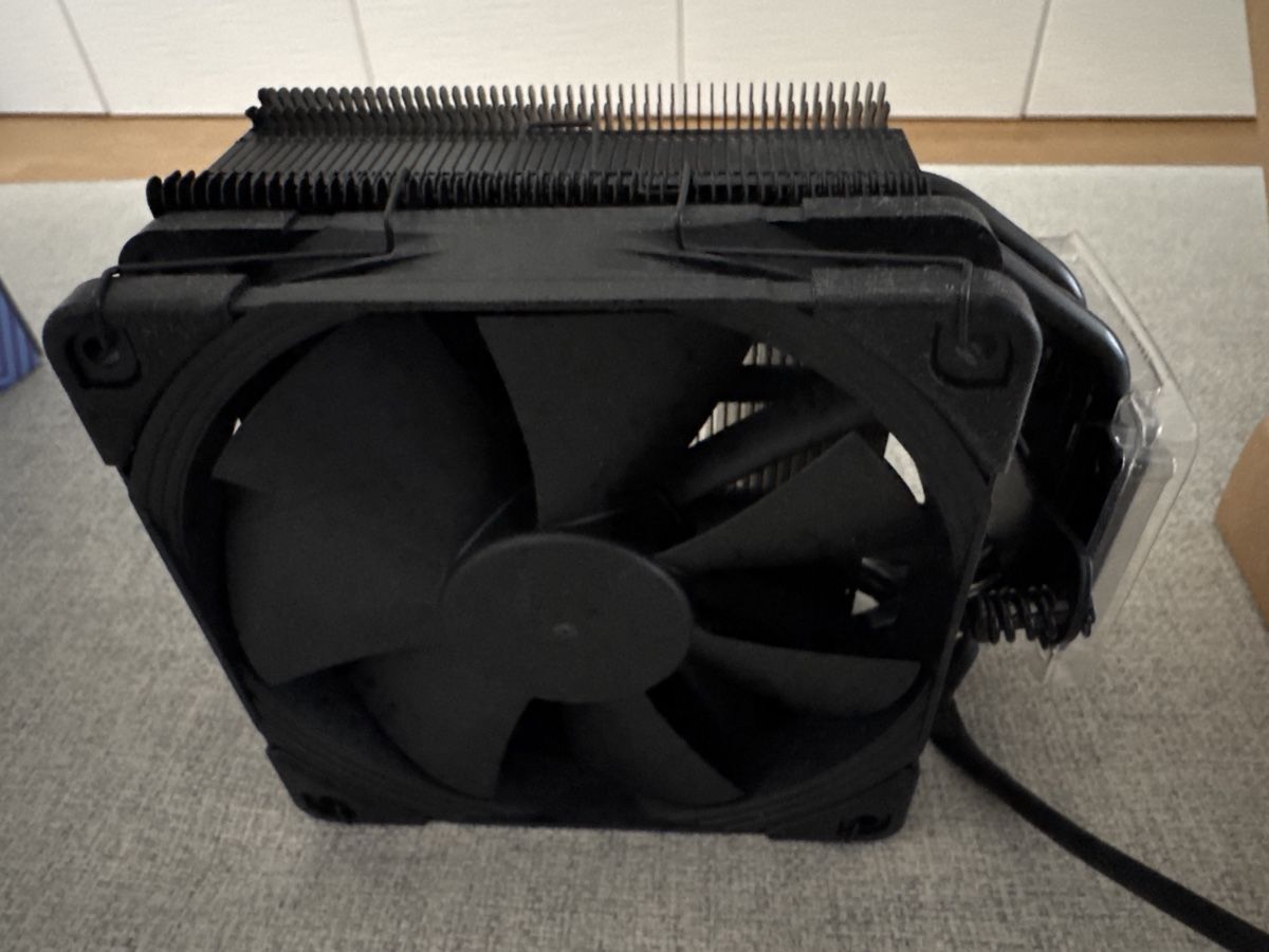 Noctua Componenti elettronici: Noctua NH-U12S chromax.black – Nuovo (secondo la descrizione) da Lenzburg venduto da nfvs 2