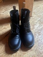 Dr. Martens Stiefel schwarz Leder guter Zustand Grösse 39