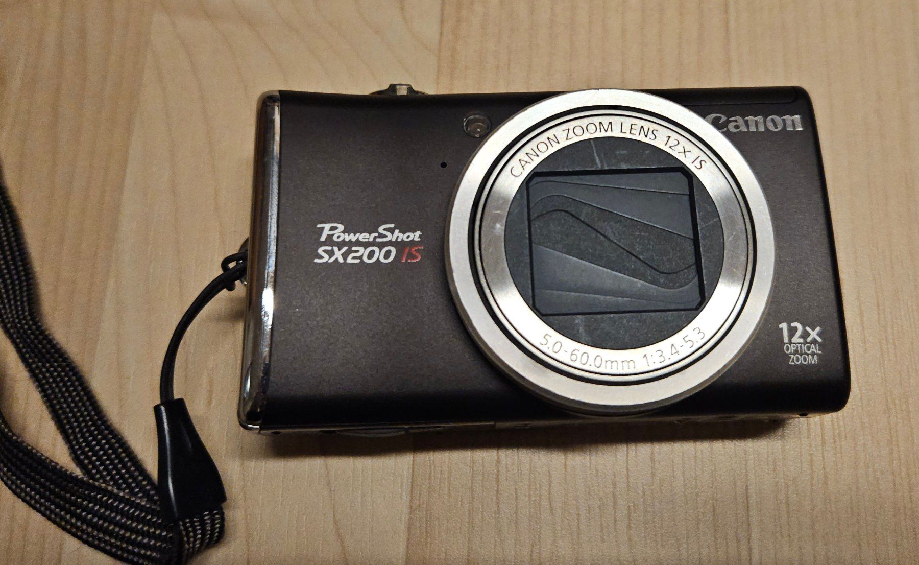 Canon Fotocamera: Canon PowerShot SX200 IS Set – Usato da Zwillikon venduto da Funfun 3