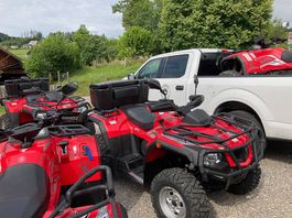sehr gepflegte ATVs Hisun mit wenig Km zu verkaufen