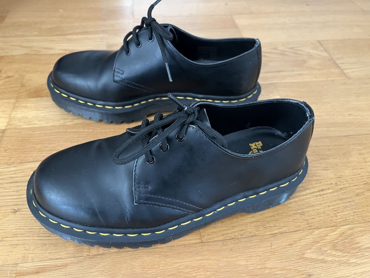 Dr. Martens Scarpe da uomo: Dr. Martens Shoes - Black - Size EU 39 – Usato da Bern venduto da EmptySpaceS 1