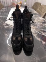 Louis Vuitton Stiefel ‚Laureate Desertboots‘ Gr. 38