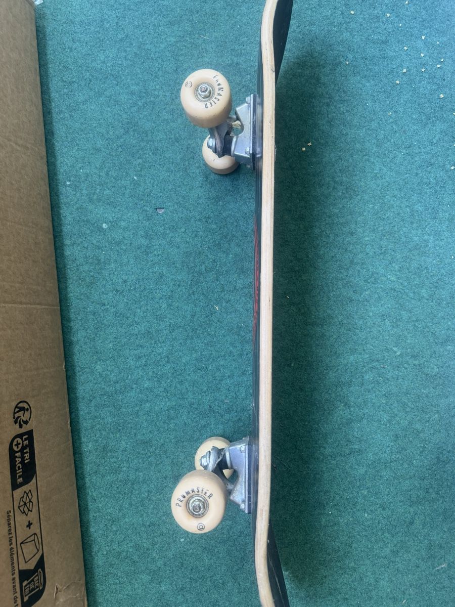 Blind Skateboards Skateboards: red skateboard – Usato da Grenchen venduto da faz_qgf2 2