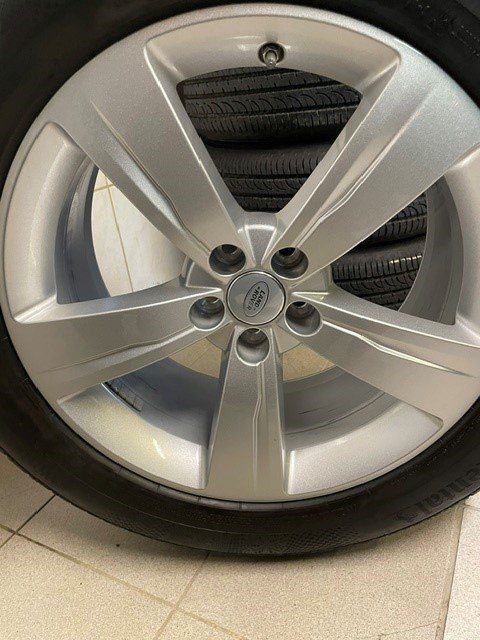 Land Rover Pneus & Roues: Land Rover Range Rover Velar 2.0 P400e Dynamic – D'occasion à Thun par Jazz51 3