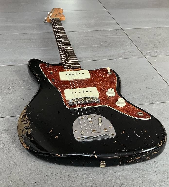 Strumenti musicali: Fender Jazzmaster 62 Masterbuilt Dale Wilson  – Usato da Ballens venduto da _ah_jd7m 2