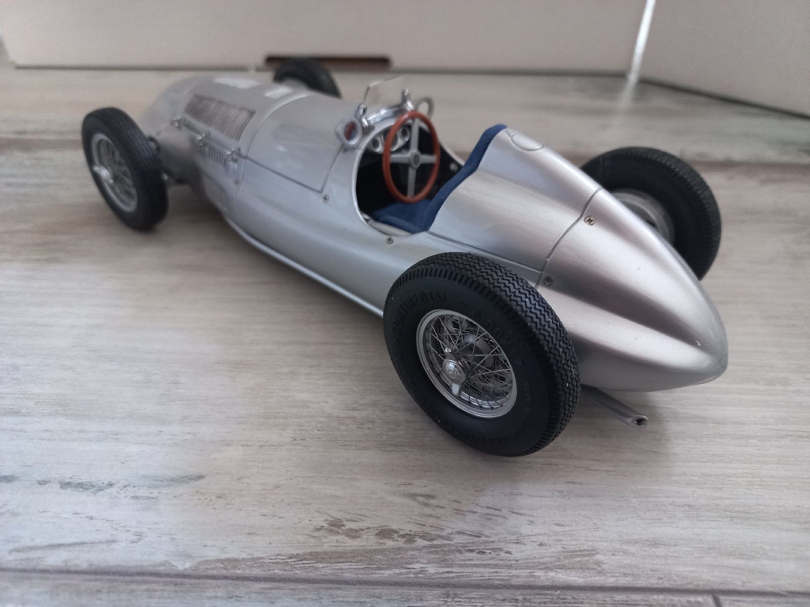 CMC Modellini d'auto: Mercedes W165 1/18 CMC – Usato da Attalens venduto da remy_s00 3