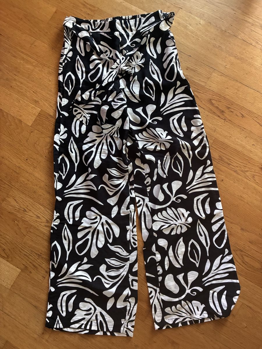 Pantaloni: Tolle leichte Sommerhose Gr. 36, Neu – Nuovo (secondo la descrizione) da richterswil venduto da lunamarie001