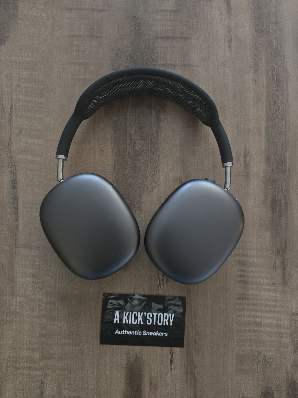 Apple Cuffie: Airpods max lightning midnight  – Usato da Bôle venduto da A_Kickstory