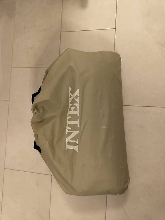 Matelas: Matelas gonflable 2 places – D'occasion à Châtelaine par fla_nk2q 4